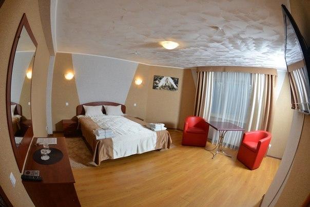 Forsage Hotel Ривне Екстериор снимка