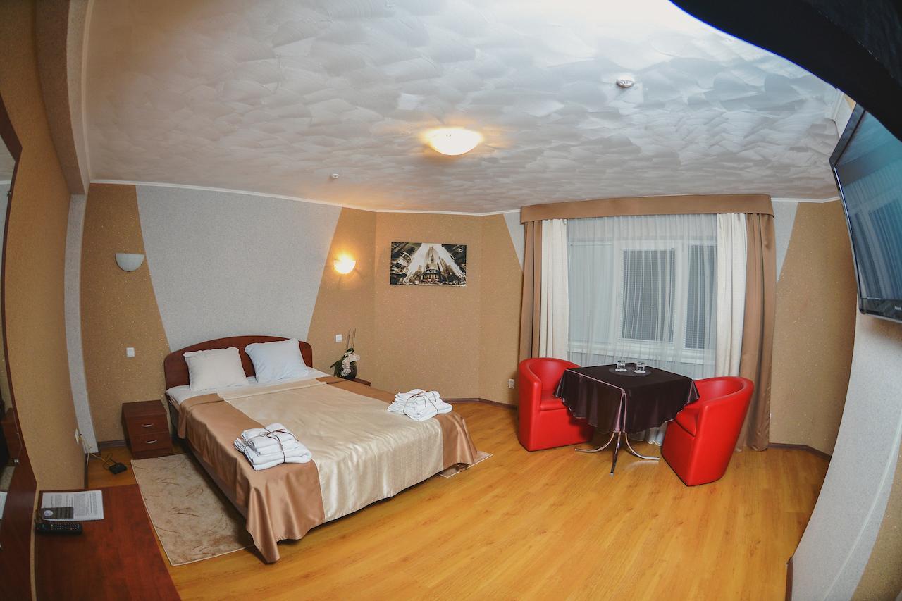 Forsage Hotel Ривне Стая снимка
