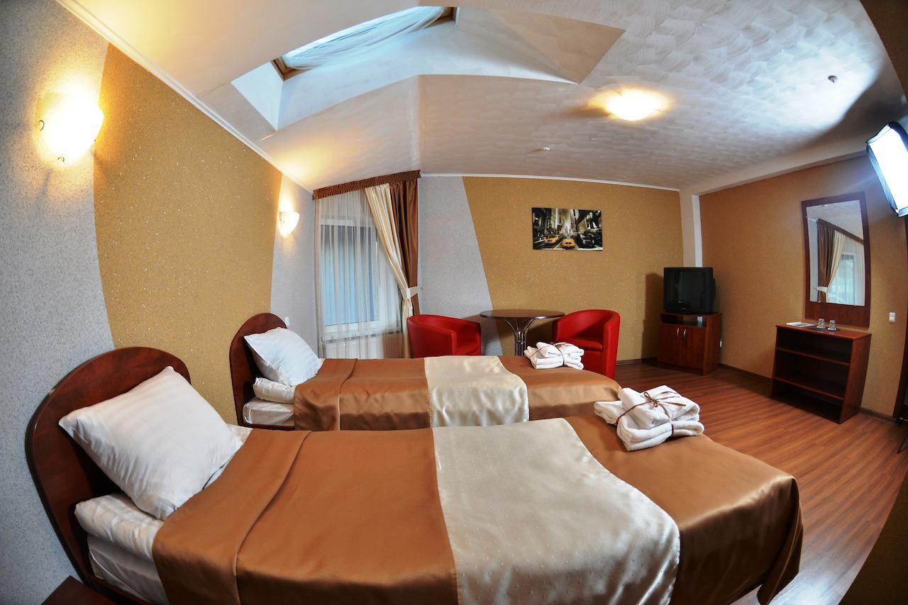 Forsage Hotel Ривне Стая снимка